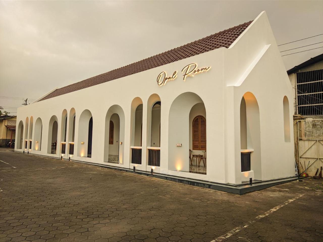 Hotel Besar Purwokerto Eksteriør billede