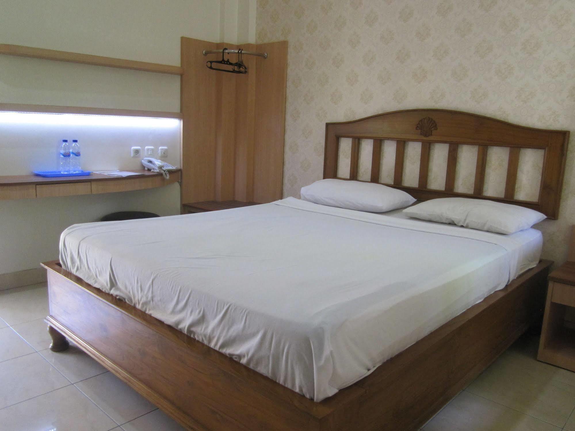 Hotel Besar Purwokerto Eksteriør billede