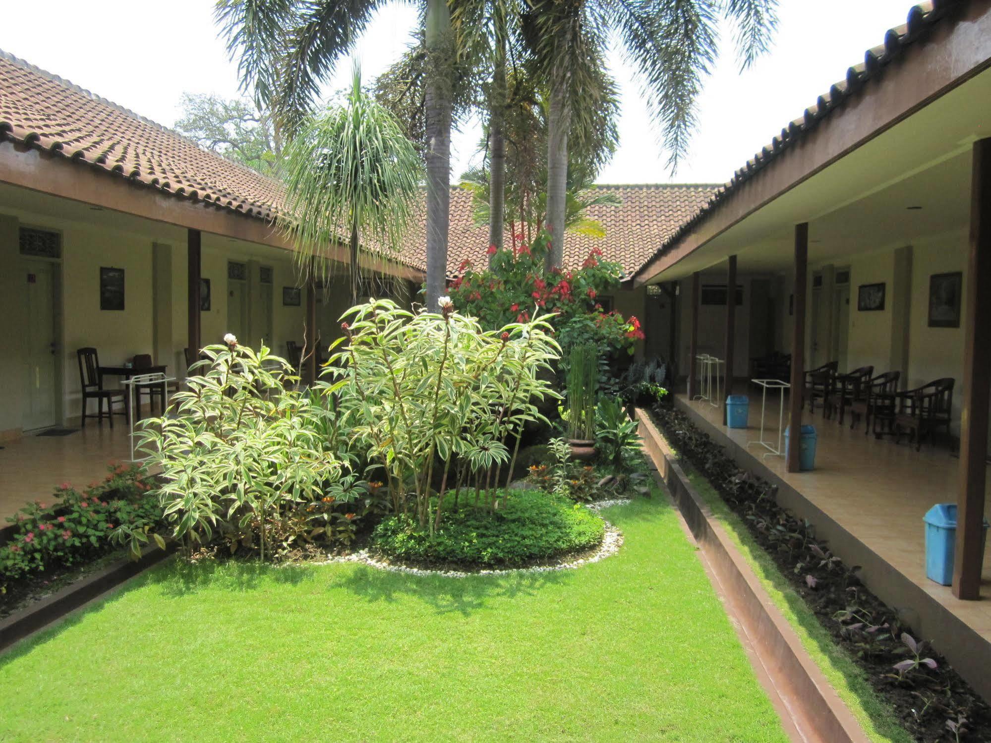 Hotel Besar Purwokerto Eksteriør billede