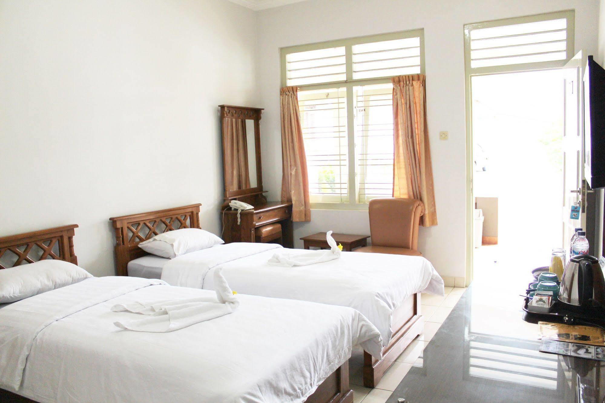 Hotel Besar Purwokerto Eksteriør billede
